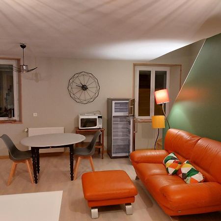 Studio Cosy De 2 A 4 Personnes Au Coeur Du Haut Doubs, Entre Les Lacs, Les Montagnes Et Les Vignobles Appartement Frasne Buitenkant foto
