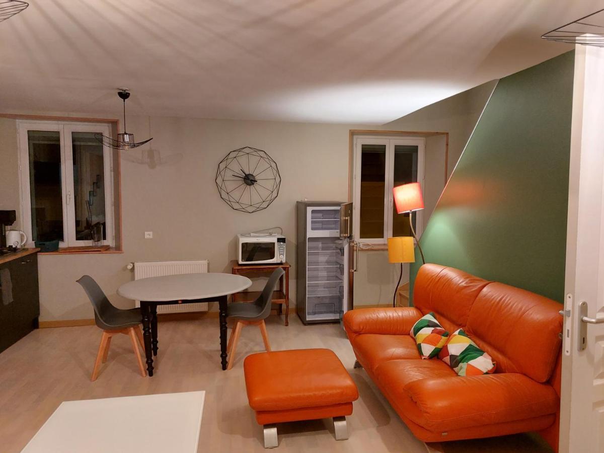 Studio Cosy De 2 A 4 Personnes Au Coeur Du Haut Doubs, Entre Les Lacs, Les Montagnes Et Les Vignobles Appartement Frasne Buitenkant foto