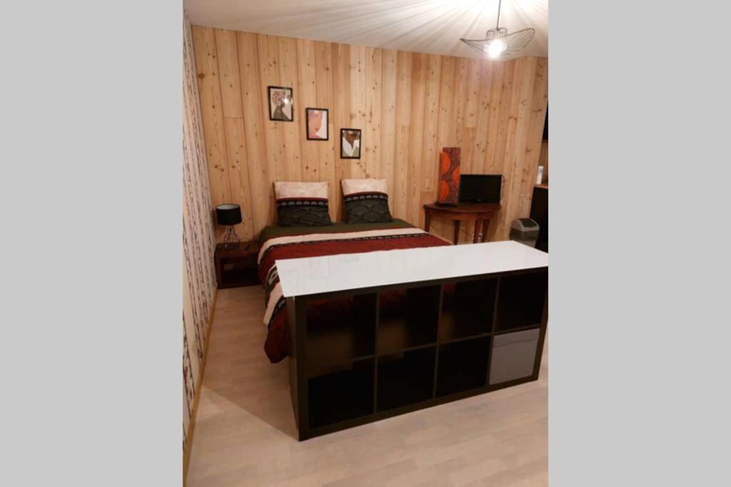 Studio Cosy De 2 A 4 Personnes Au Coeur Du Haut Doubs, Entre Les Lacs, Les Montagnes Et Les Vignobles Appartement Frasne Buitenkant foto